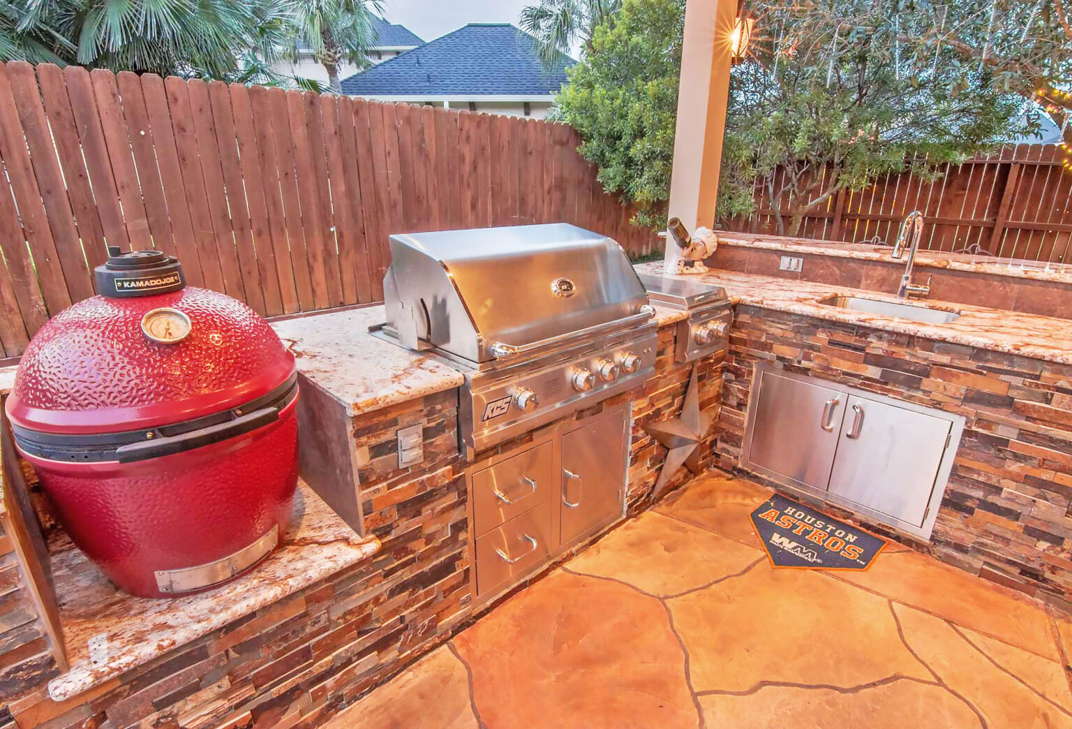 outdoorkitchencypresstexas HHI Patio Covers