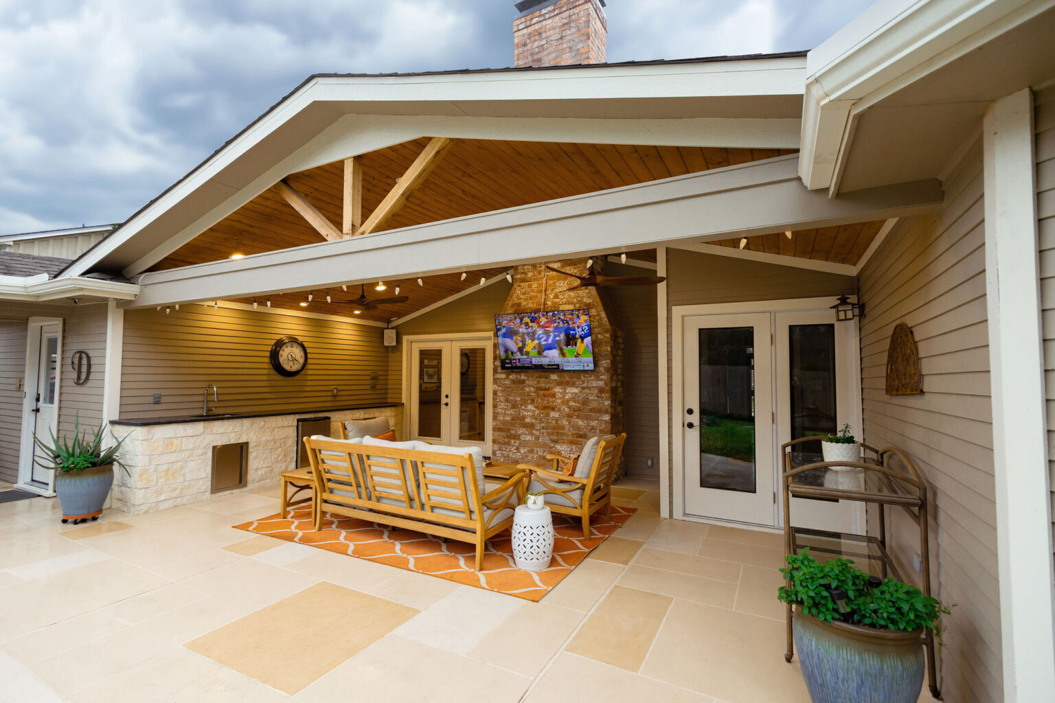Gable Patio Cover in Houston, TX | HHI Patio Covers