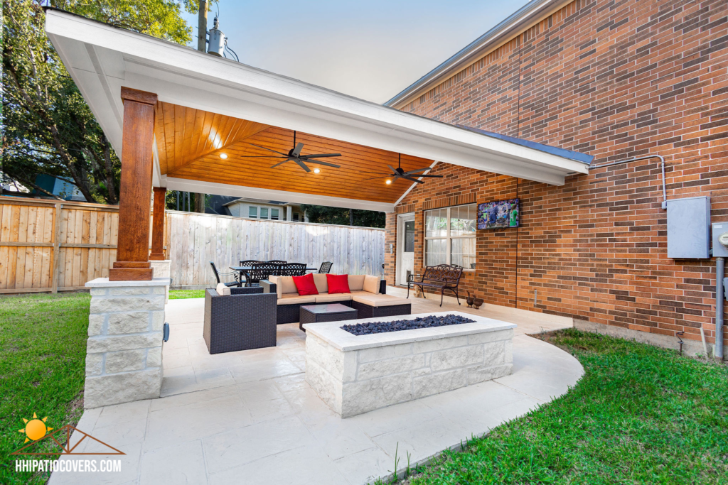 Hip-style patio cover in Bellaire, TX