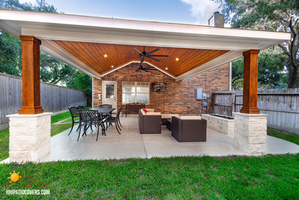 Hip-style patio cover in Bellaire, TX