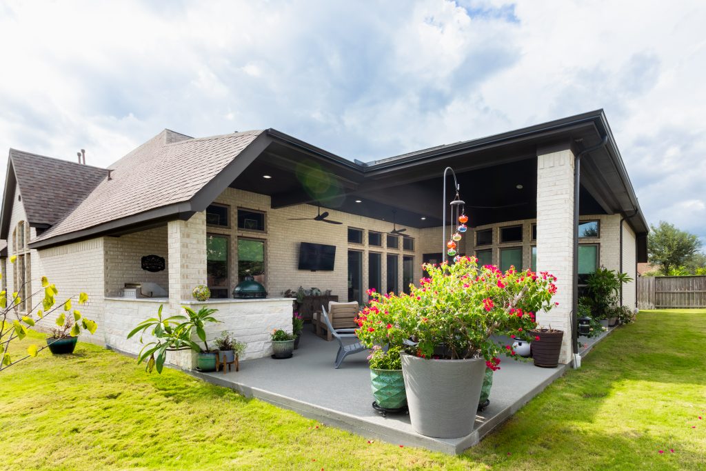 Custom patio cover in Houston TX
