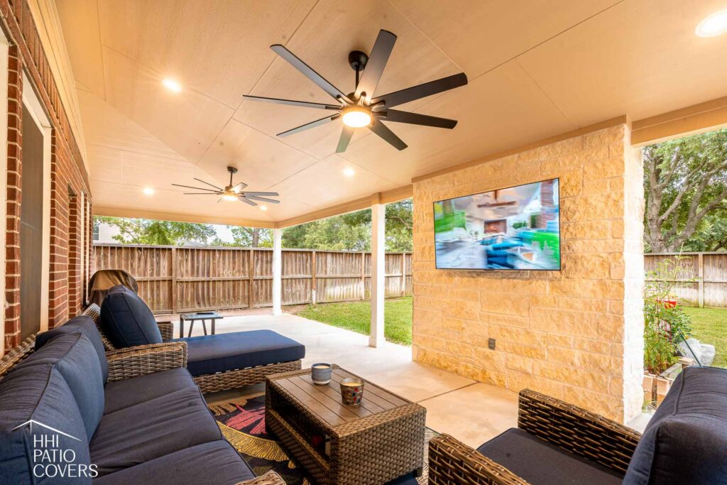Patio cover with privacy wall